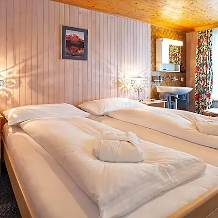 Basic Jungfrau Orman Evi Grindelwald